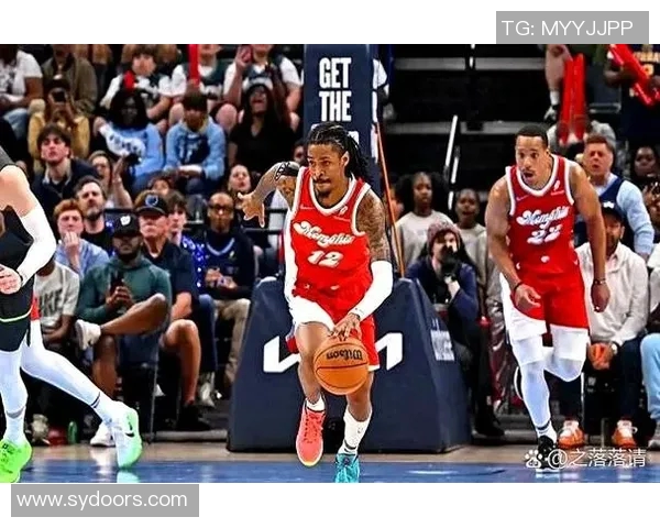 4月17日雷霆对火箭季后赛激战回顾与精彩瞬间分析