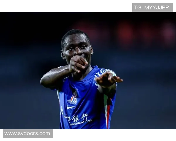 96年AC米兰与申花的经典对决回顾与精彩瞬间分析 96年AC米兰与申花的经典对决回顾与精彩瞬间分析