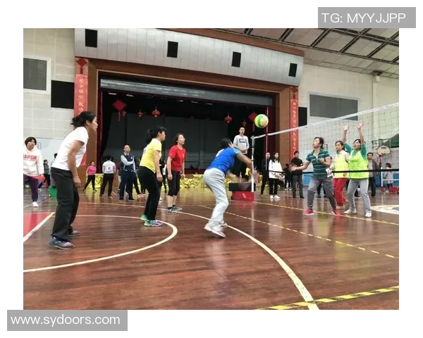 重庆排球队的团队协作之道：排球背后的默契与拼搏精神探秘